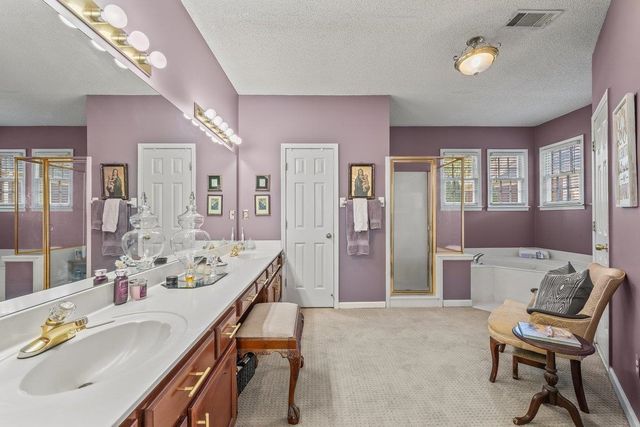 8401 KINGS TRAIL CV, Memphis, TN 38016