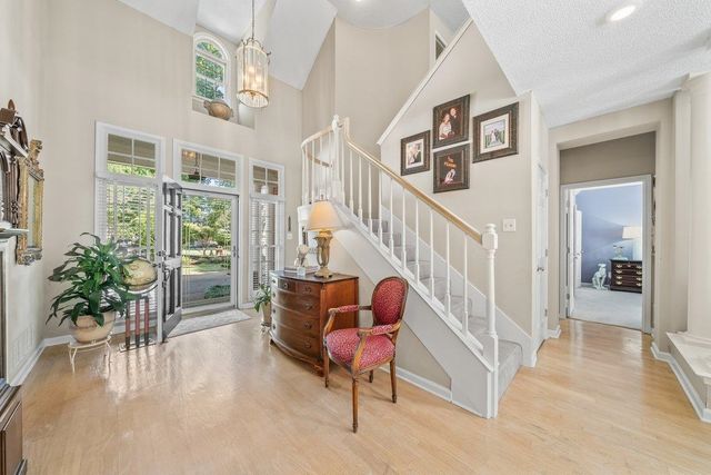 8401 KINGS TRAIL CV, Memphis, TN 38016