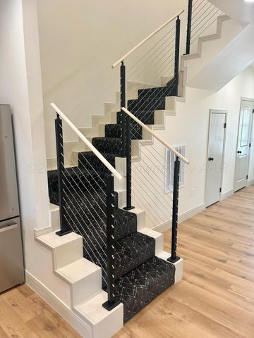 2 S HUNSLEY HILLS Boulevard, Canyon, TX 79015