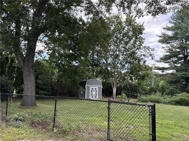 15 Baneberry Drive, Cranston, RI 02921
