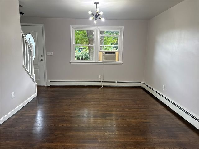 15 Baneberry Drive, Cranston, RI 02921