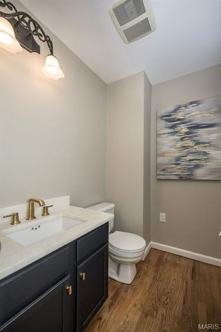 15708 Cedarmill Drive, Chesterfield, MO 63017