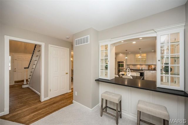 15708 Cedarmill Drive, Chesterfield, MO 63017