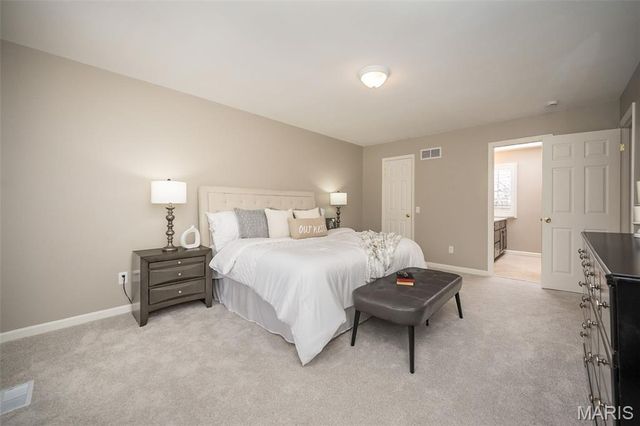 15708 Cedarmill Drive, Chesterfield, MO 63017