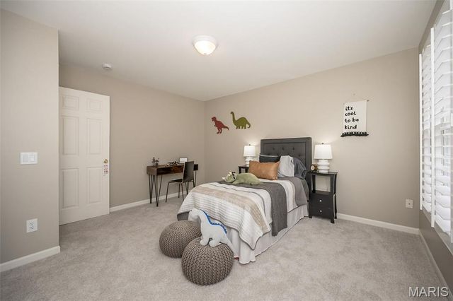 15708 Cedarmill Drive, Chesterfield, MO 63017