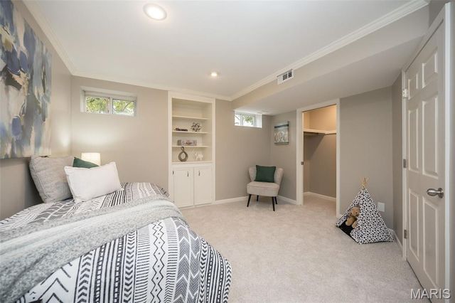 15708 Cedarmill Drive, Chesterfield, MO 63017