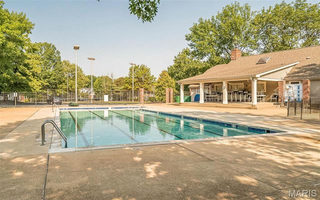 15708 Cedarmill Drive, Chesterfield, MO 63017