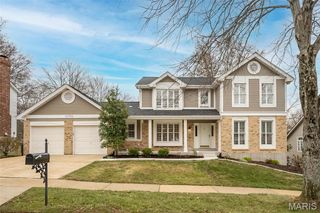 15708 Cedarmill Drive, Chesterfield, MO 63017