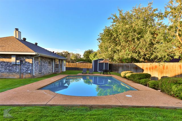 1502 Sir Thopas Court, Abilene, TX 79602