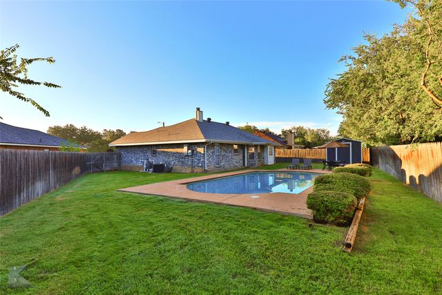 1502 Sir Thopas Court, Abilene, TX 79602