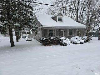 500 W NORTH Street, Mt Sterling, IL 62353