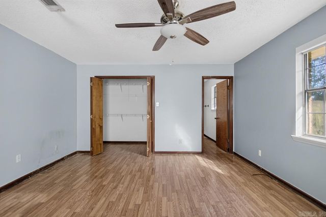 1806 MADDEN. Road, Jacksonville, AR 72076