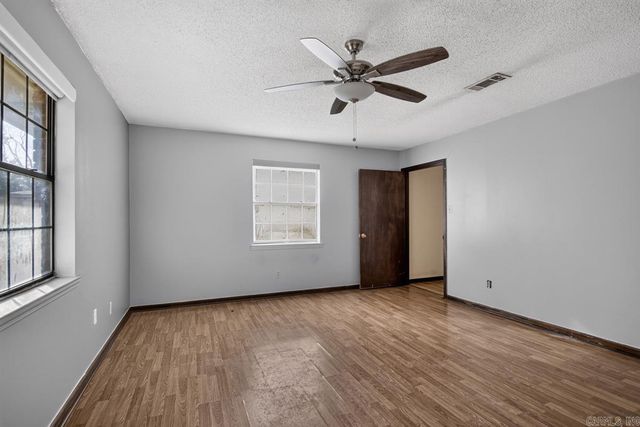 1806 MADDEN. Road, Jacksonville, AR 72076