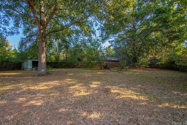 1806 MADDEN. Road, Jacksonville, AR 72076
