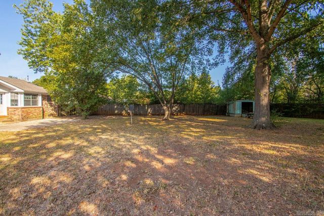 1806 MADDEN. Road, Jacksonville, AR 72076