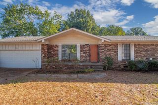 1806 MADDEN. Road, Jacksonville, AR 72076