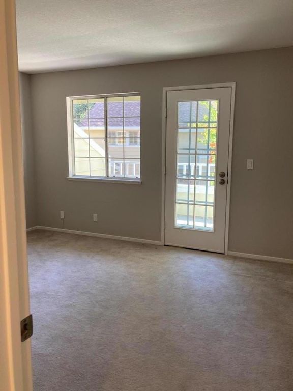 Image 20 of property listing at 201 Ada Avenue 25, Mountain View, CA 94043