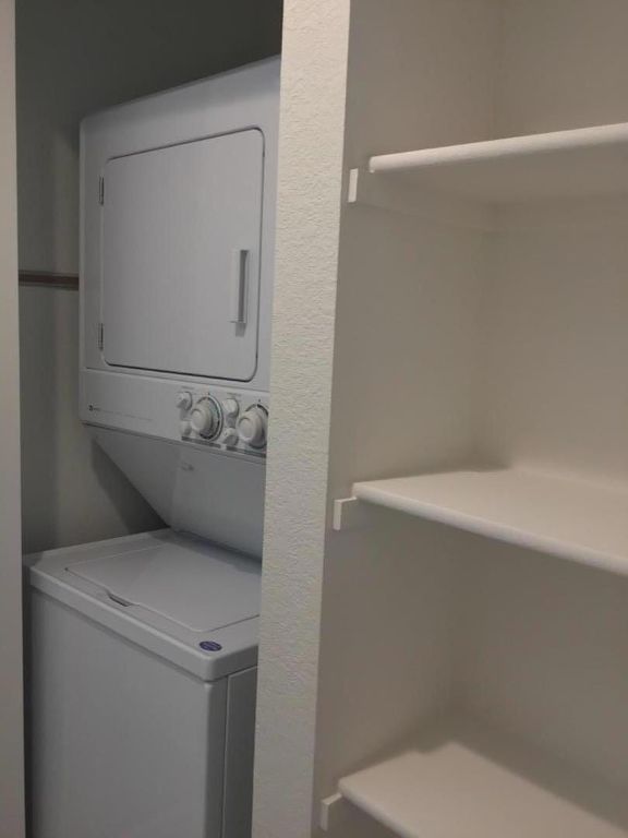 Image 22 of property listing at 201 Ada Avenue 25, Mountain View, CA 94043