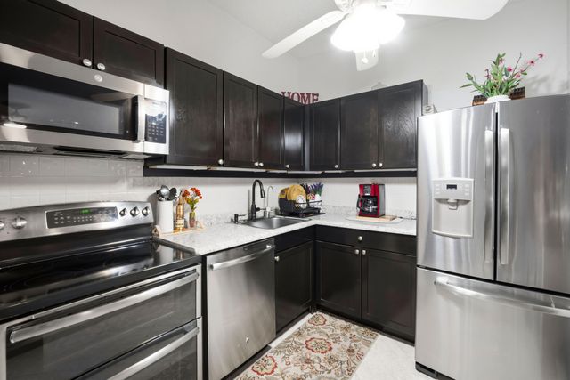 9965 N BELFORT Circle 209, Tamarac, FL 33321