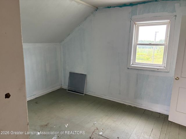 3400 E 5 Point Highway, Charlotte, MI 48813