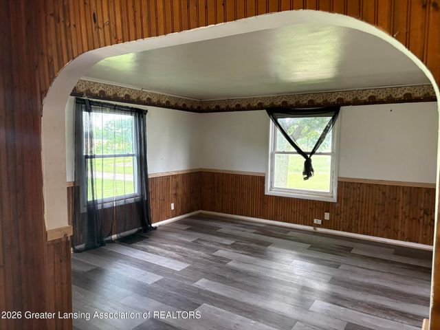 3400 E 5 Point Highway, Charlotte, MI 48813