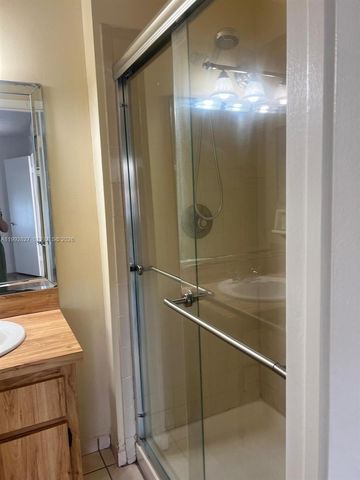 6465 W 27th Ave 43-202, Hialeah, FL 33016