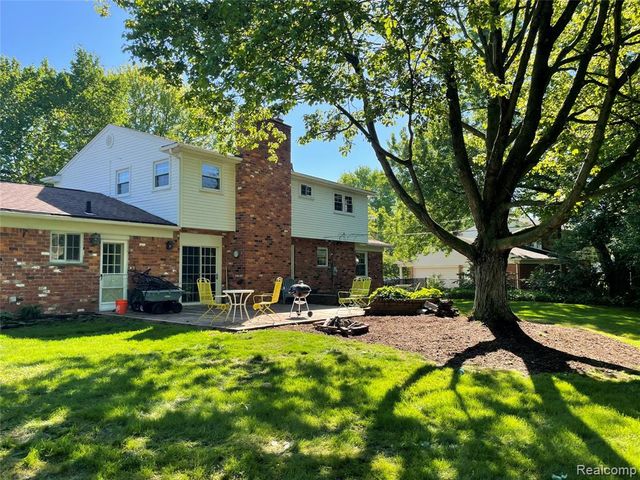 2632 Kopson Court, Bloomfield Hills, MI 48304