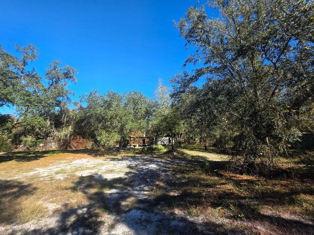 33039 ROUND TABLE ROAD, Dade City, FL 33523