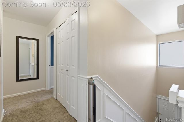 33745 Pondview Circle, Livonia, MI 48152