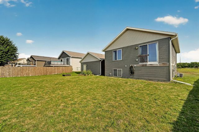 5526 Harvest Lake Drive NW, Rochester, MN 55901