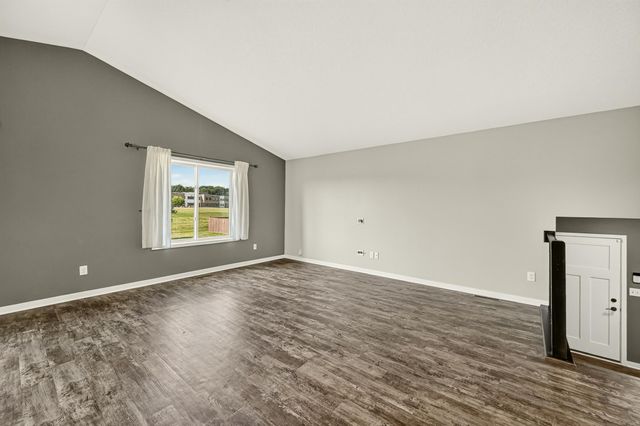 5526 Harvest Lake Drive NW, Rochester, MN 55901