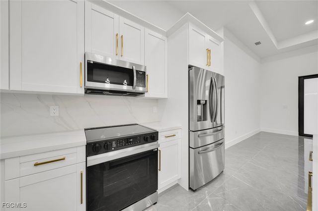 3230 58th ST W, Lehigh Acres, FL 33971