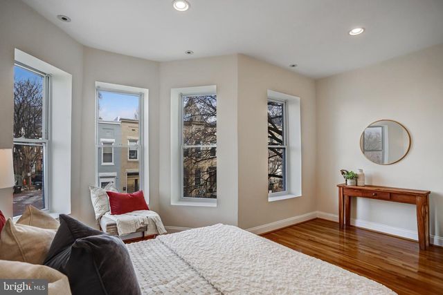 15 TODD PL NE, Washington, DC 20002