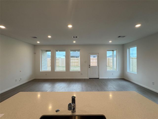 1722 Indigo Chase Drive, Crosby, TX 77532