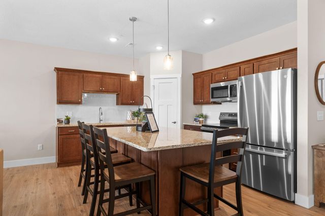114 Bridgewater Loop 5, Kimberling City, MO 65686