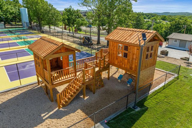 114 Bridgewater Loop 5, Kimberling City, MO 65686