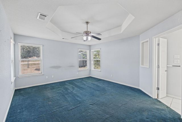 150 Chesterfield DR, Kingsland, TX 78639