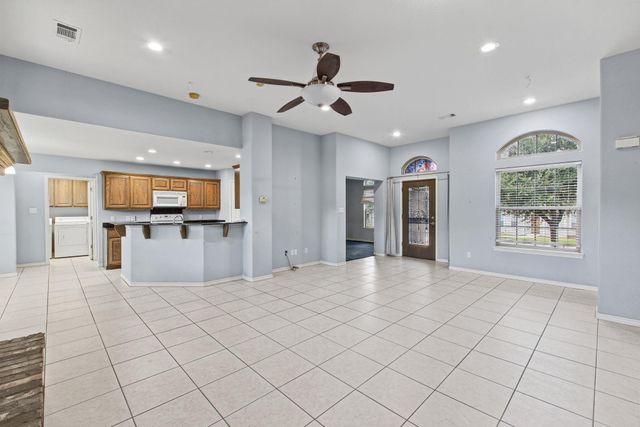 150 Chesterfield DR, Kingsland, TX 78639