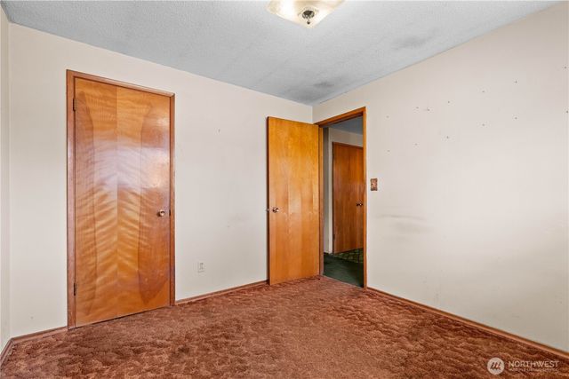 15204 16th Avenue Ct S, South Prairie, WA 98387
