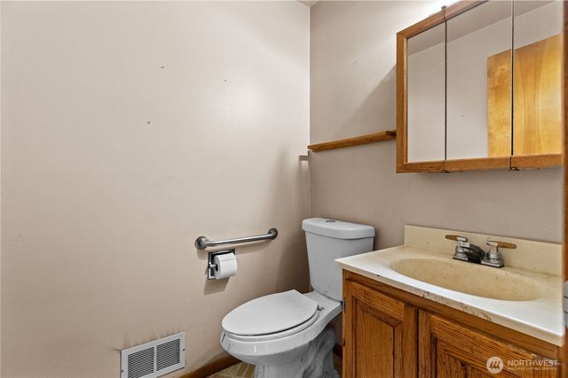 15204 16th Avenue Ct S, South Prairie, WA 98387