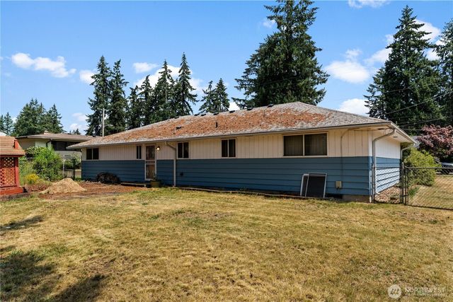 15204 16th Avenue Ct S, South Prairie, WA 98387
