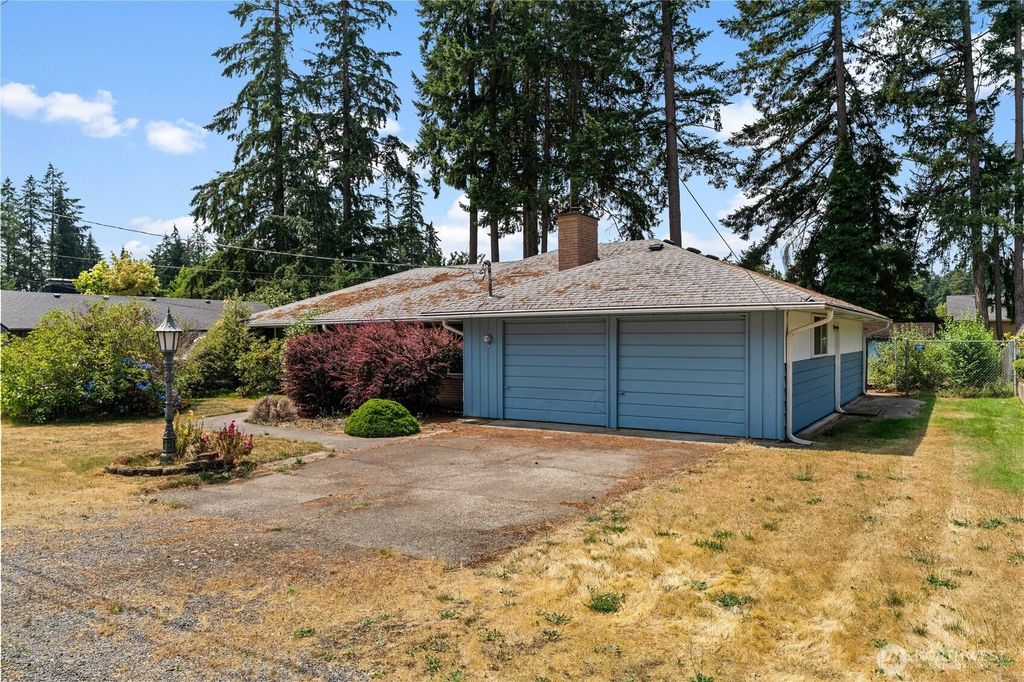 15204 16th Avenue Ct S, South Prairie, WA 98387