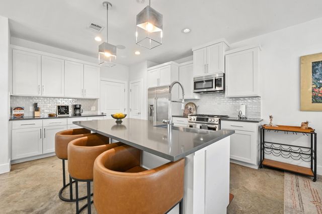 3009 Kuhlman Ave 1, Austin, TX 78702