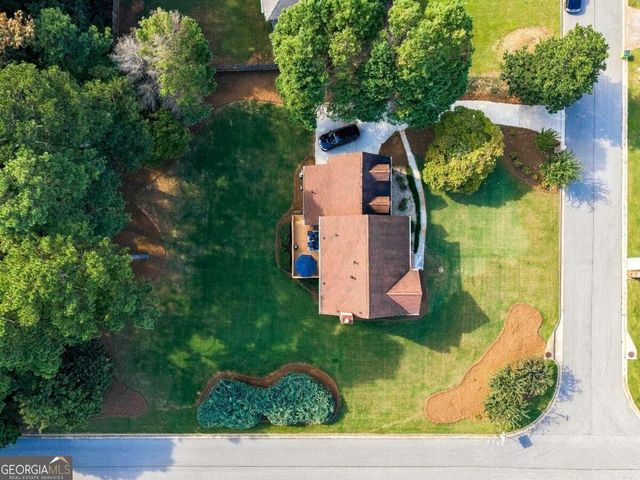 10 Chad Court, Mcdonough, GA 30253