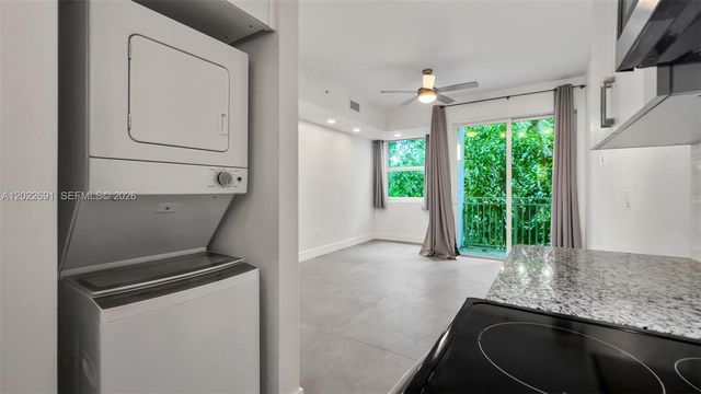 1536 NW 15th Ave 203, Miami, FL 33125