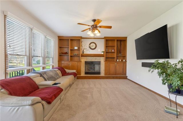 9218 N Virginia Avenue, Kansas City, MO 64155