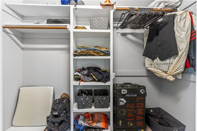 9218 N Virginia Avenue, Kansas City, MO 64155