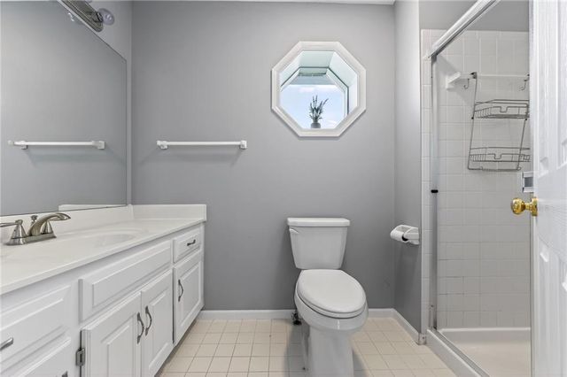 9218 N Virginia Avenue, Kansas City, MO 64155