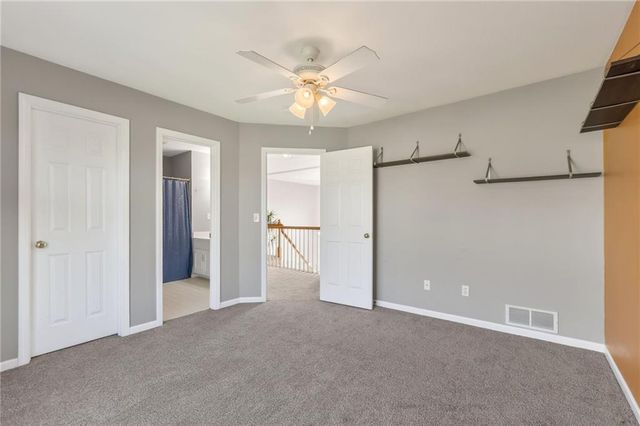 9218 N Virginia Avenue, Kansas City, MO 64155