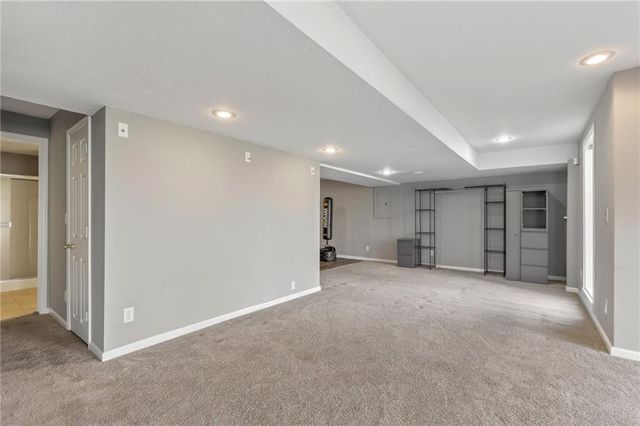 9218 N Virginia Avenue, Kansas City, MO 64155